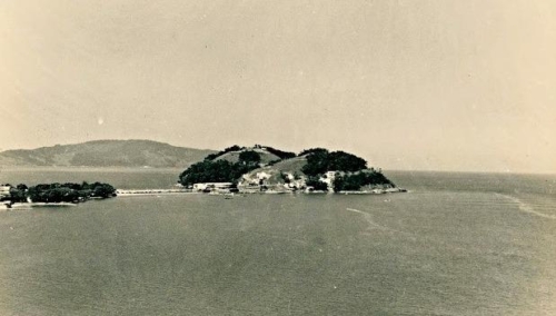 Ilha-Porchat-Sem-Os-Edificios-decada-de-1950